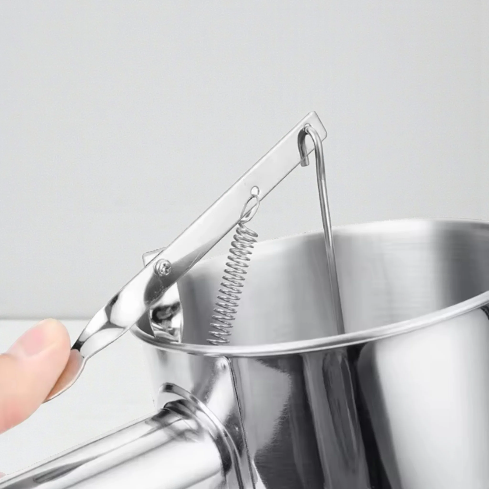 Dispenser a Imbuto con Supporto in Acciaio Inox – 600 ml - Image 4