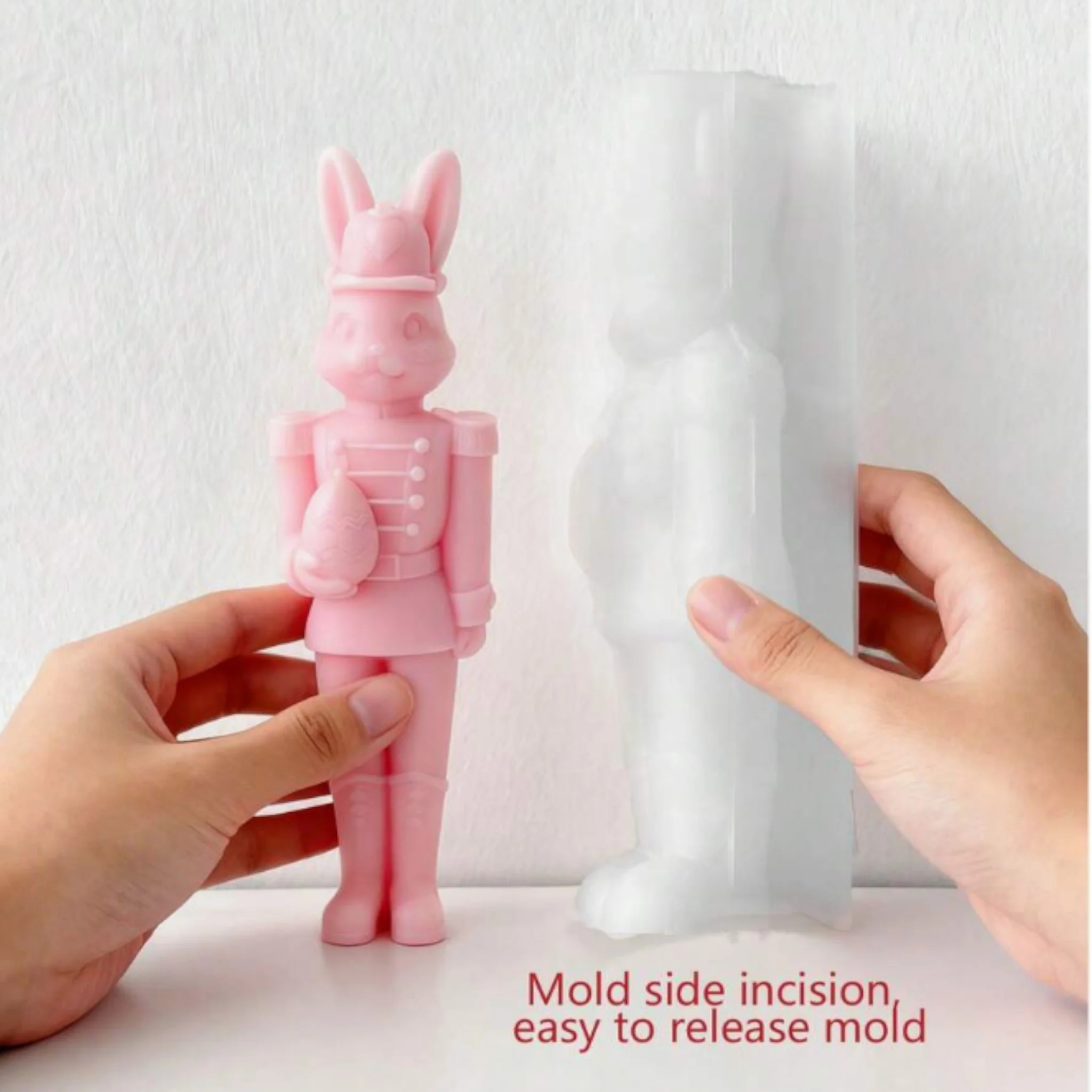 Stampo in silicone Coniglietto schiaccianoci - Image 3